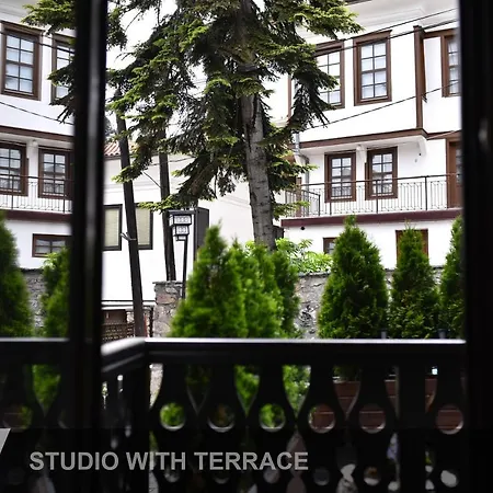 Aparthotel Old House
